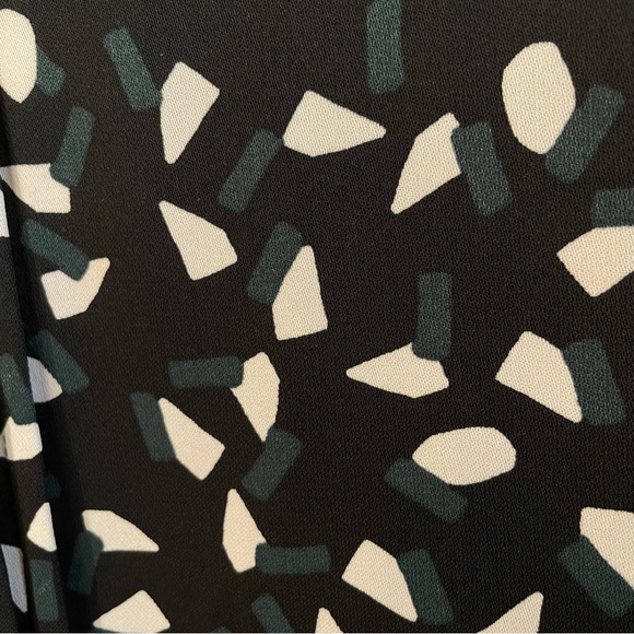 MaxMara long sleeve tunic ruffled pin tuck geometric print size 2 - Picture 9 of 14